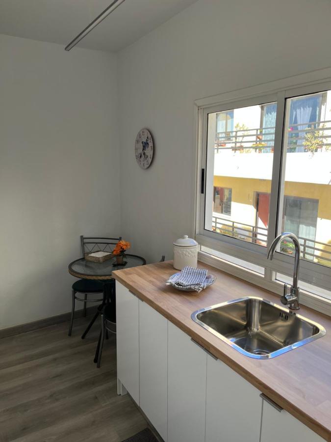 Cornelia'S Home Tc2 Playa Лос Кристианос Экстерьер фото